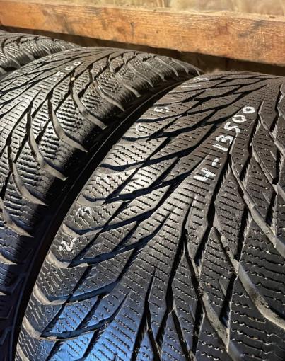 Nokian Tyres Hakkapeliitta R2 235/55 R17