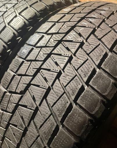 Bridgestone Blizzak DM-V1 235/60 R18