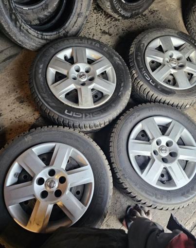 Колеса зимние R15 Nissan 5x105