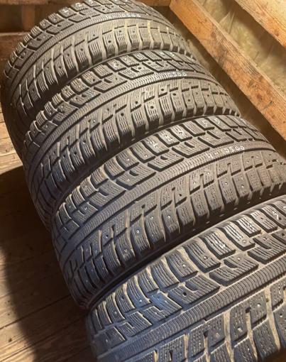 Kumho I&#39;Zen KW22 225/55 R17