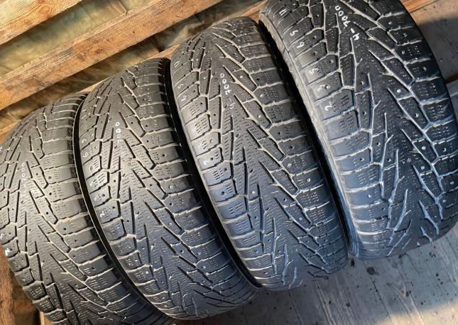 Nokian Tyres Hakkapeliitta 7 SUV 235/65 R17