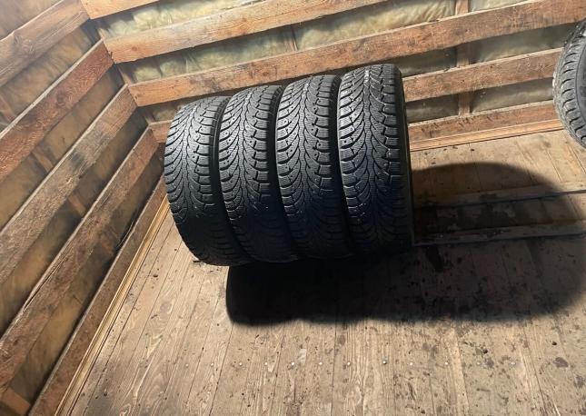 Pirelli Formula Ice 185/65 R15