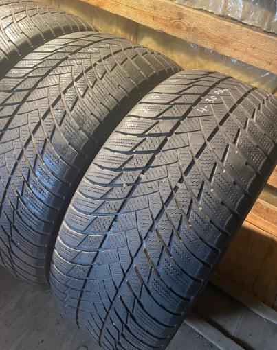 Bridgestone Blizzak LM-001 285/45 R21