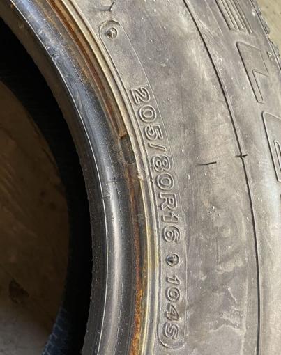 Bridgestone Dueler H/T D689 205/80 R16