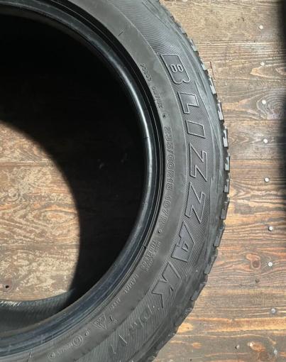 Bridgestone Blizzak DM-V1 235/60 R18