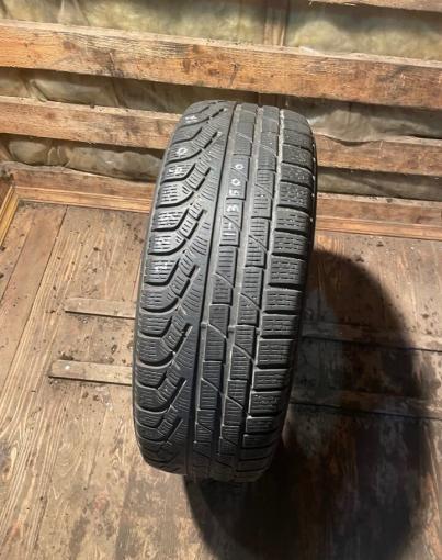 Pirelli Winter Sottozero 210 Serie II 225/60 R17