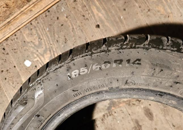 Viatti Strada Asimmetrico 185/60 R14 82H