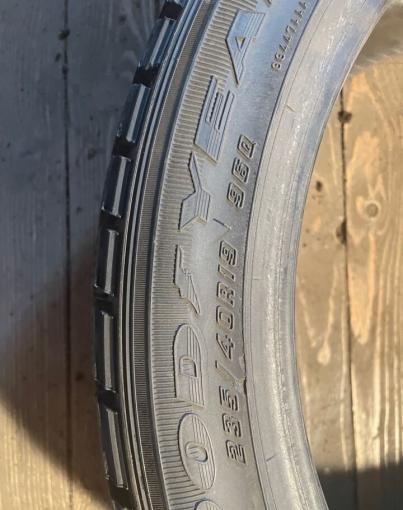 Goodyear Ice Navi Zea II 235/40 R19