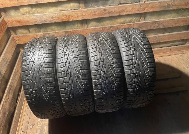 Nokian Tyres Hakkapeliitta 7 SUV 235/60 R18