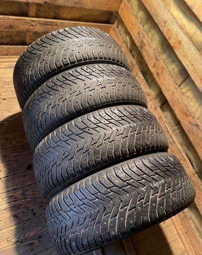 Nokian Tyres Hakkapeliitta 8 225/55 R17