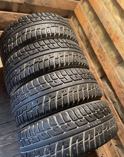 Kumho I&#39;Zen KW22 215/60 R16