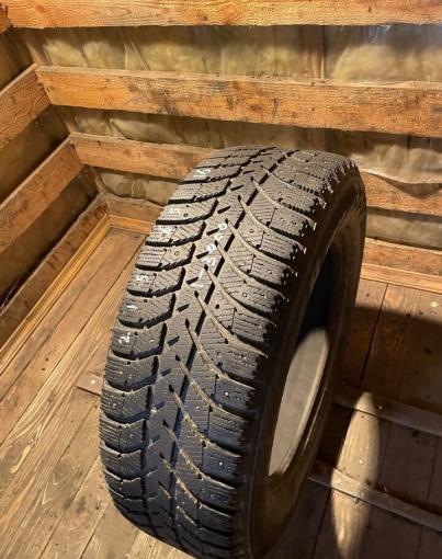 Bridgestone Ice Cruiser 5000 215/65 R16