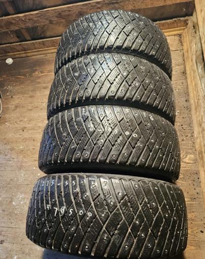 Goodyear Ultragrip Ice Arctic 215/55 R16