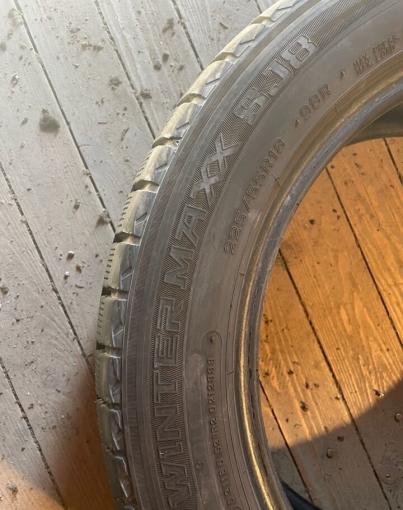 Dunlop Winter Maxx SJ8 225/55 R18