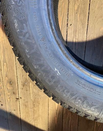 Gislaved Nord Frost 200 SUV 235/65 R17