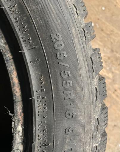 Kumho I&#39;Zen KW22 205/55 R16