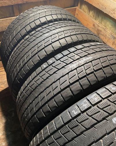 Dunlop Winter Maxx SJ8 235/60 R18