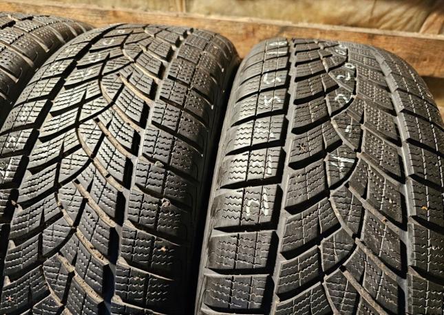 Goodyear UltraGrip Ice SUV 225/55 R18