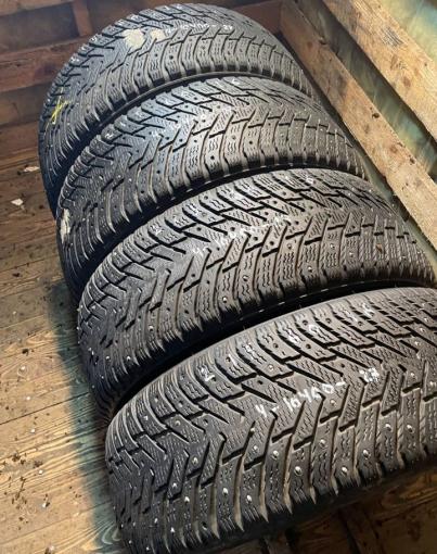 Nokian Tyres Hakkapeliitta 8 215/60 R16