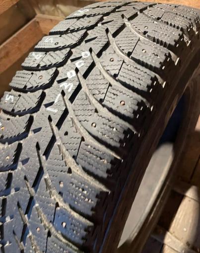 Bridgestone Ice Cruiser 5000 215/65 R16