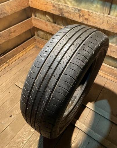 Roadstone Classe Premiere CP672 215/60 R16