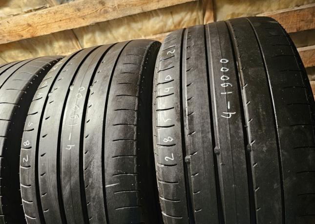 Yokohama Advan Sport V105 285/40 R21