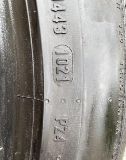 Pirelli P Zero PZ4 245/45 R19 и 275/40 R19