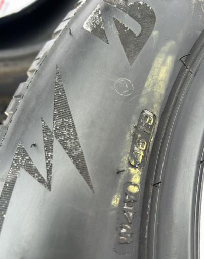 Bridgestone Blizzak LM-005 235/60 R18