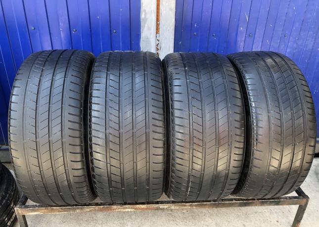 Bridgestone Alenza 001 275/45 R20 и 305/40 R20 112Y