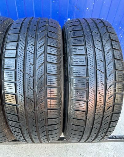 Bridgestone Blizzak LM-35 205/55 R16