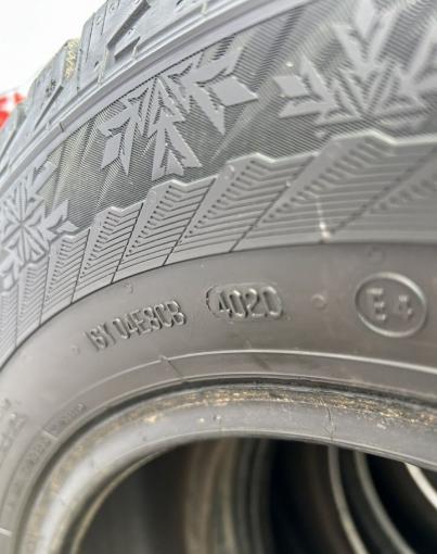 Continental VanContact Ice 215/65 R15C