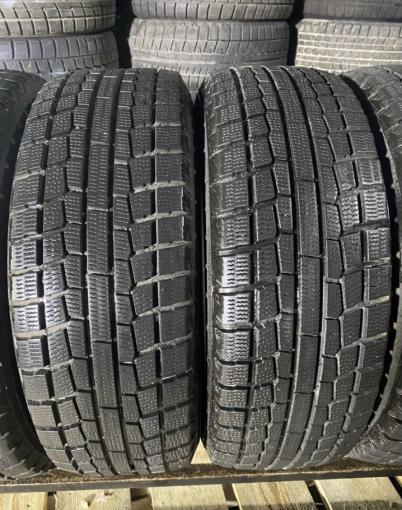 Yokohama Ice Guard IG20 215/60 R16