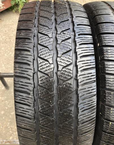 Continental VancoWinter 235/65 R16C