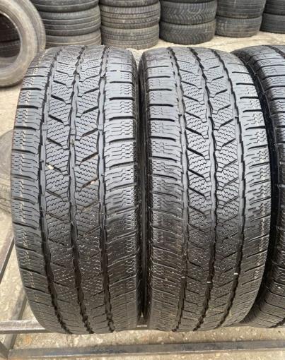 Continental VanContact Winter 215/60 R17C