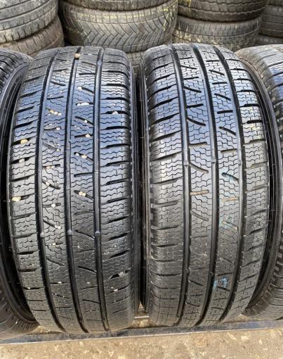 Pirelli Carrier Winter 215/65 R16C