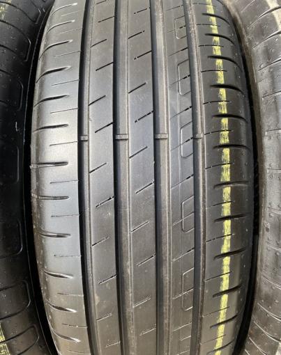 Goodyear EfficientGrip Performance 205/60 R16