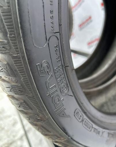 Michelin Alpin 5 205/50 R17