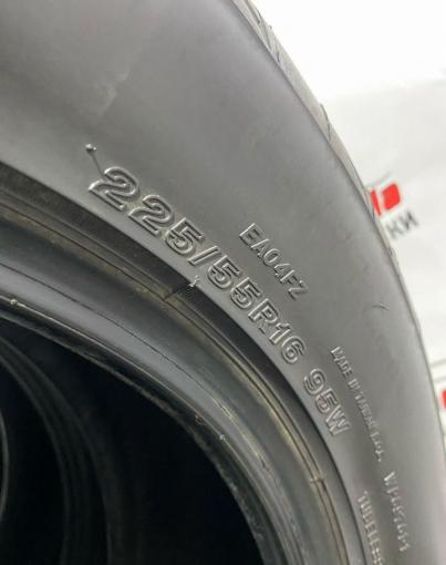 Bridgestone Potenza Adrenalin RE004 225/55 R16
