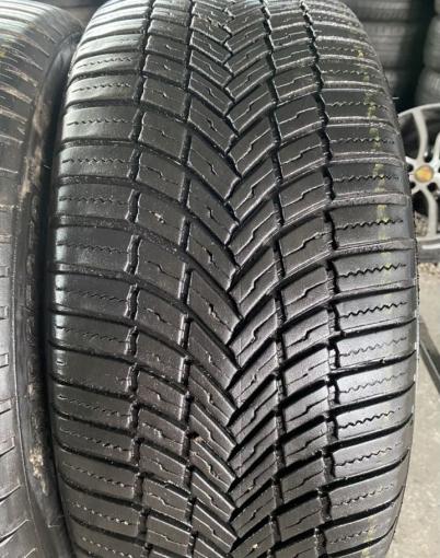 Bridgestone Weather Control A005 225/55 R17