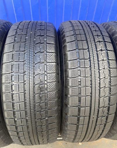 Toyo Winter Tranpath MK4a 215/65 R16