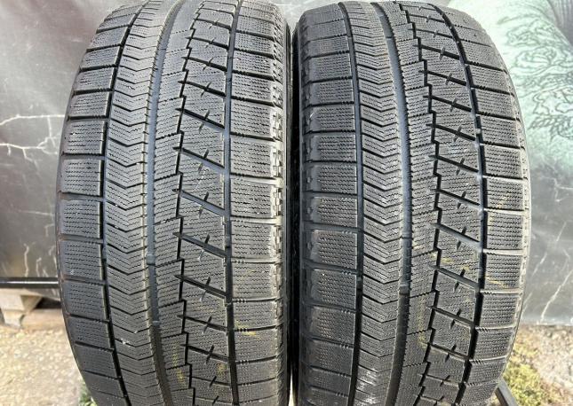 Bridgestone Blizzak VRX 215/50 R17