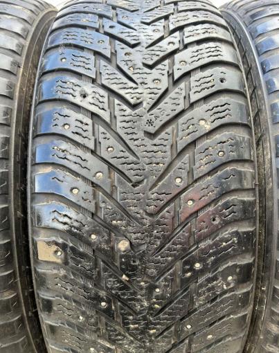 Nokian Tyres Hakkapeliitta 8 SUV 235/60 R18