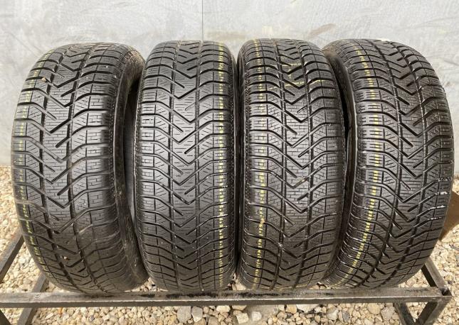 Pirelli Winter 190 Snowcontrol 185/60 R15