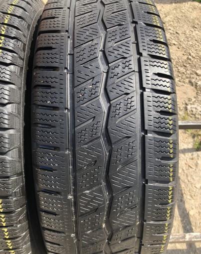 Hankook Winter I&#39;Cept LV RW12 235/65 R16C