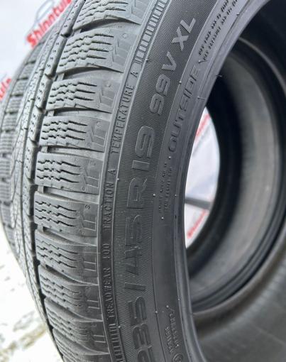 Nokian Tyres WR A4 235/45 R19