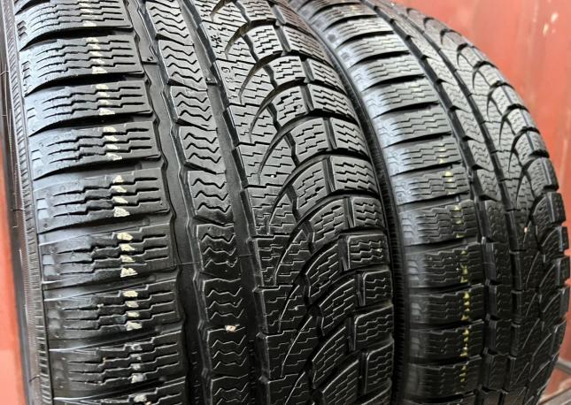 Nokian Tyres WR A4 225/55 R17