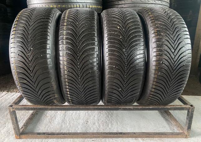 Michelin Alpin 5 215/60 R16