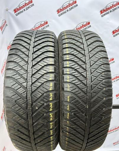 Goodyear Vector 4Seasons 215/60 R17