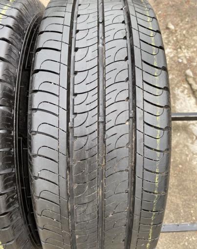 Goodyear EfficientGrip Cargo 215/65 R16C