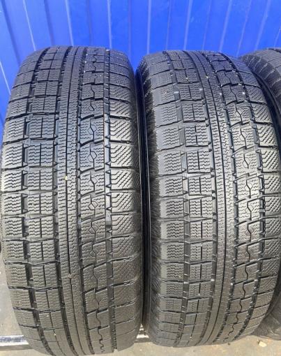 Toyo Winter Tranpath MK4a 215/65 R16